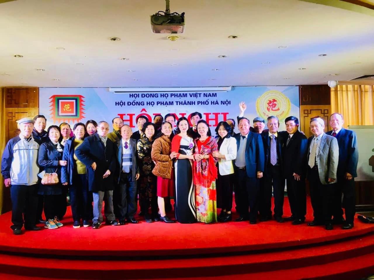 فندق Khach San Ha Anh Dong Anh المظهر الخارجي الصورة